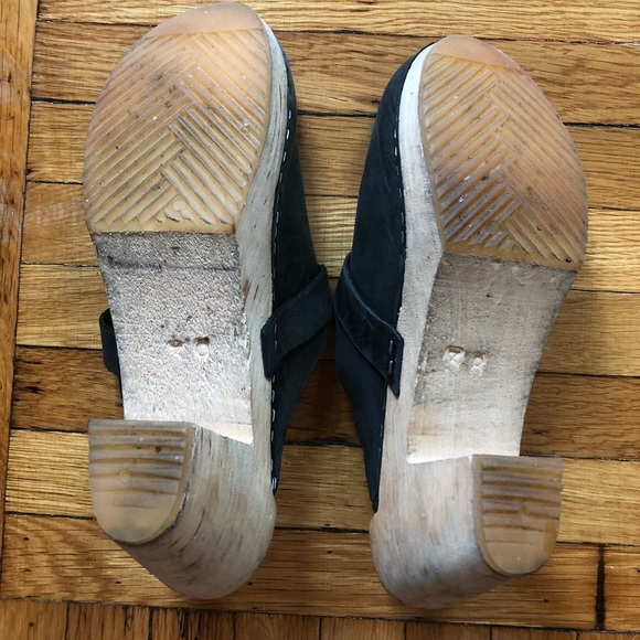 Swedish heeled leather and wood clog - Picture 5 of 8